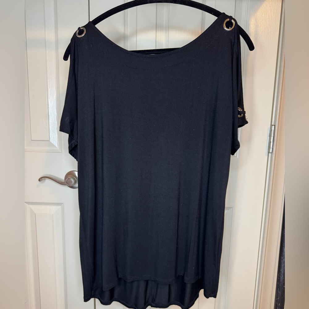 Cable & gauge short sleeve black top women size X-Large